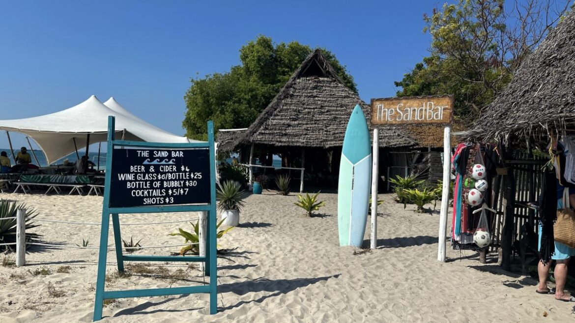 Lohnt sich all-inclusive auf Sansibar Verpflegung Strandbar The Sand Bar