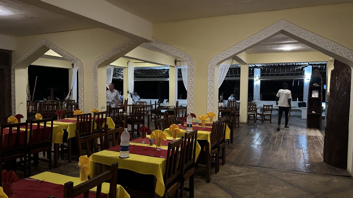 Verpflegung Sansibar Resort Restaurant am afrikanischen Abend