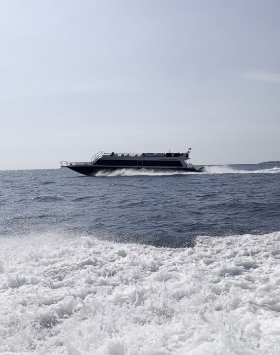 Anreise Gili Inseln Speedboot auf dem Meer