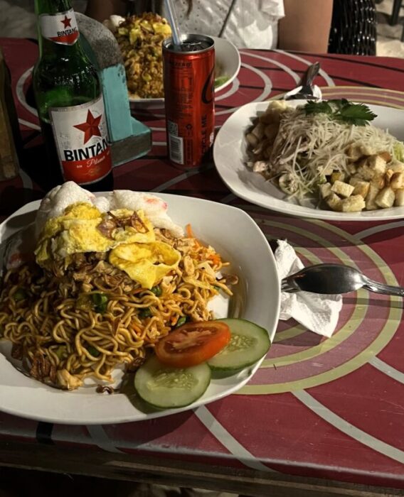 Bali Nasi Goreng Bami Goreng