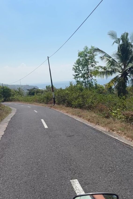 Straße Nusa Penida mit dem Roller